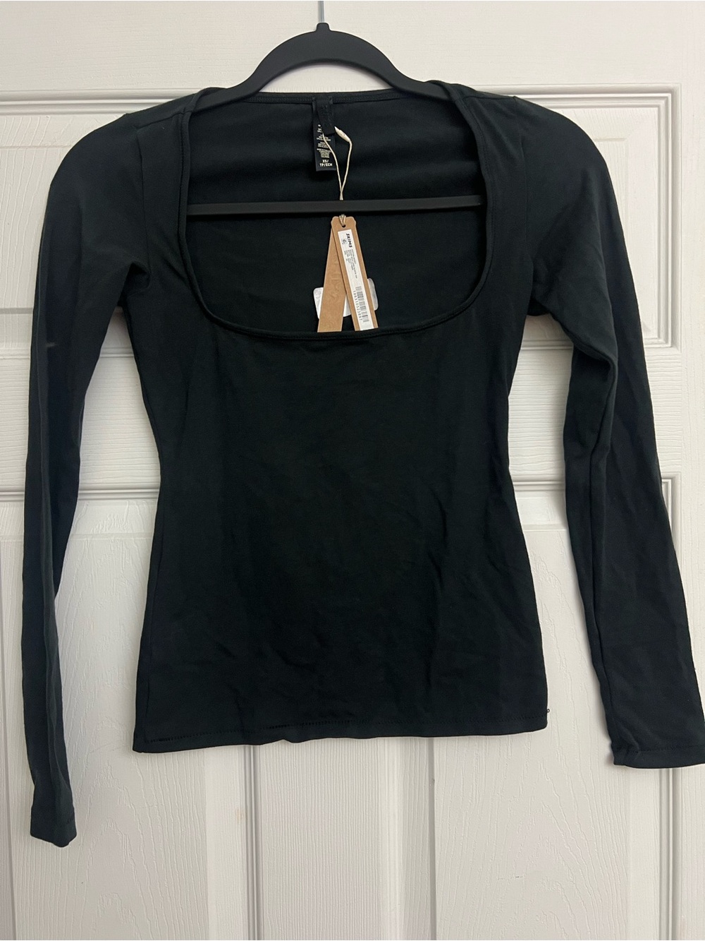SKIMS COTTON JERSEY SCOOP NECK LONG SLEEVE TOP NWT - SOOT